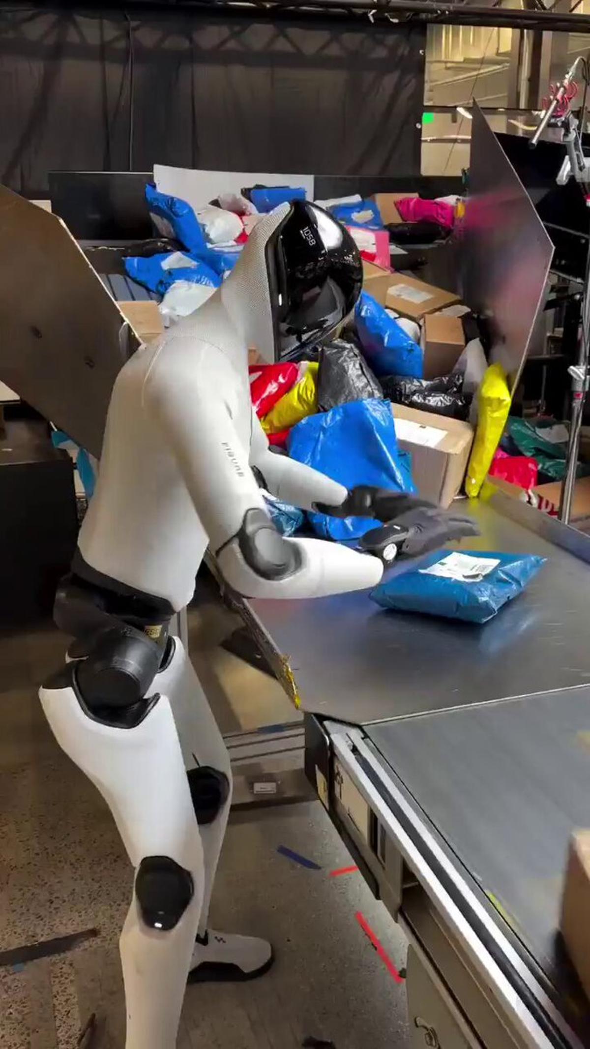 Robots Handle Routine, Freeing Humans for Creative Thinking