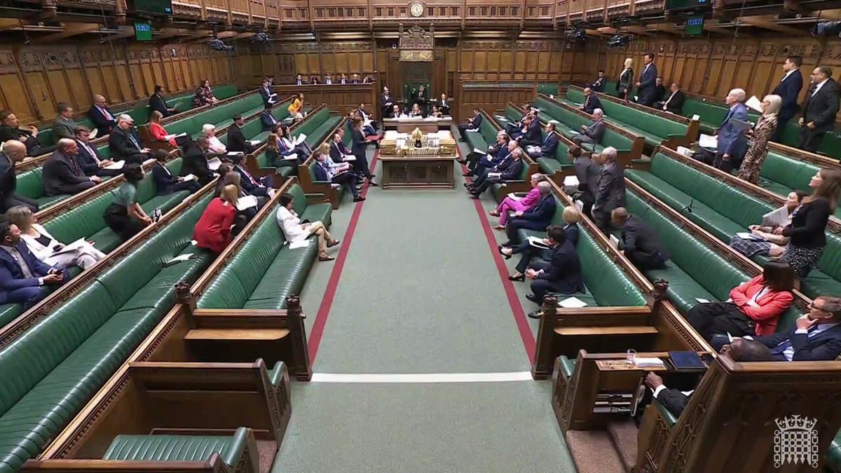 Chancellor Hints at Possible Private‑rent Freeze Amid Rising Costs