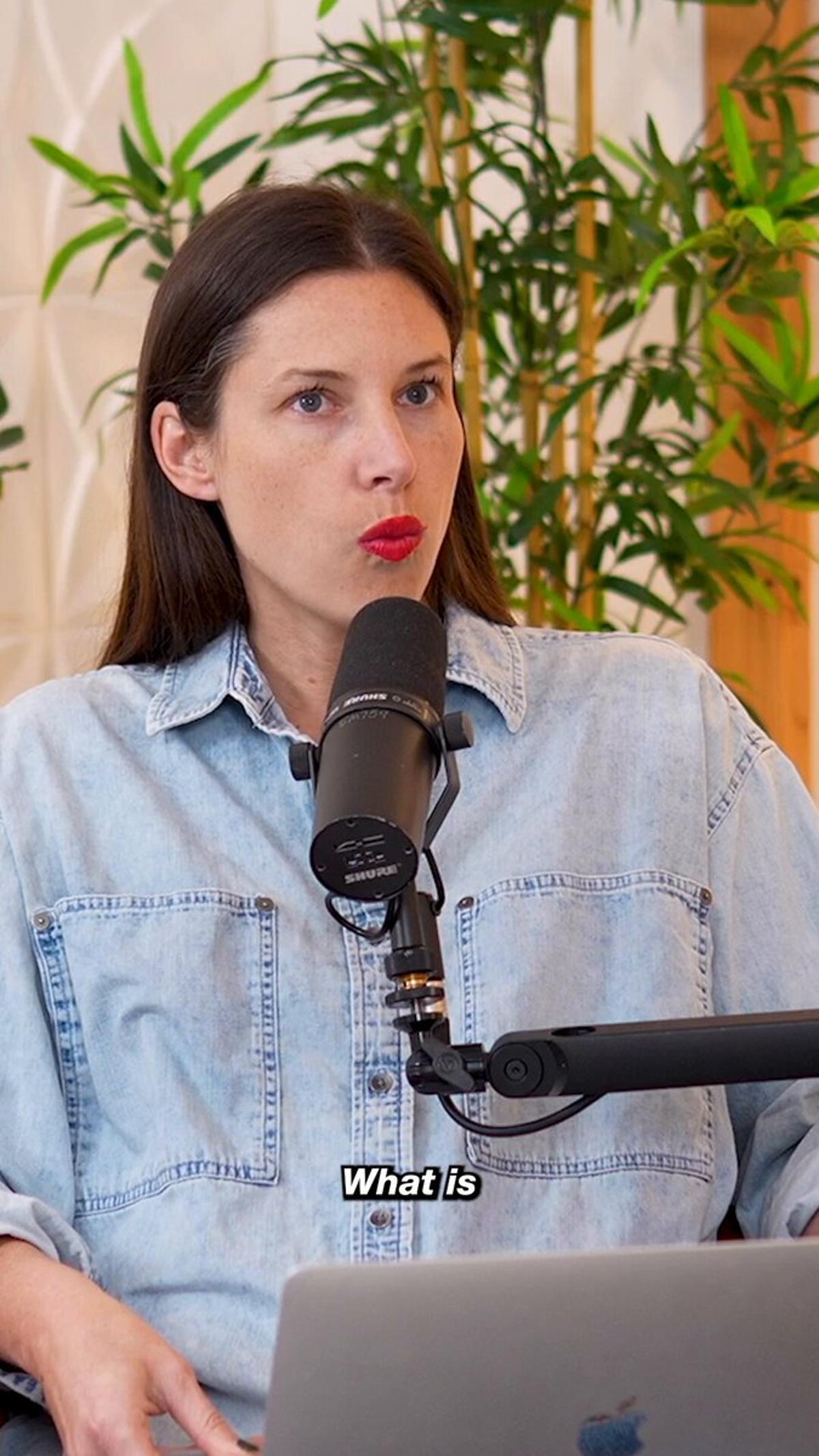 Use AI Wisely: Boost Writing, Avoid Low-Quality Scaling