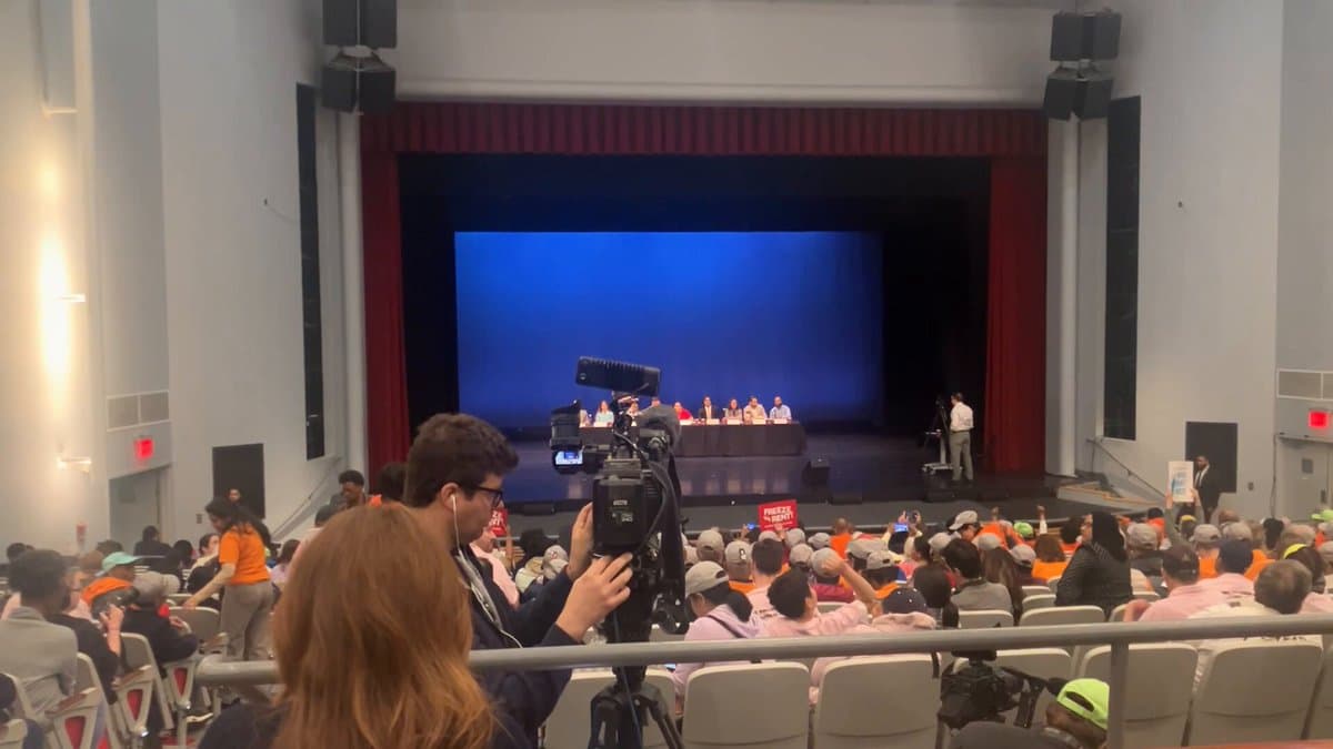 Mamdani's Rent Freeze Decision Awaits Preliminary Vote