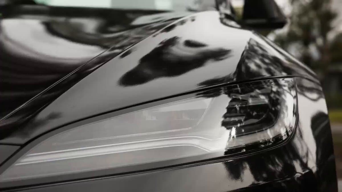 Compnow Adopts 29 Teslas, Boosting Sustainability and Tech Culture