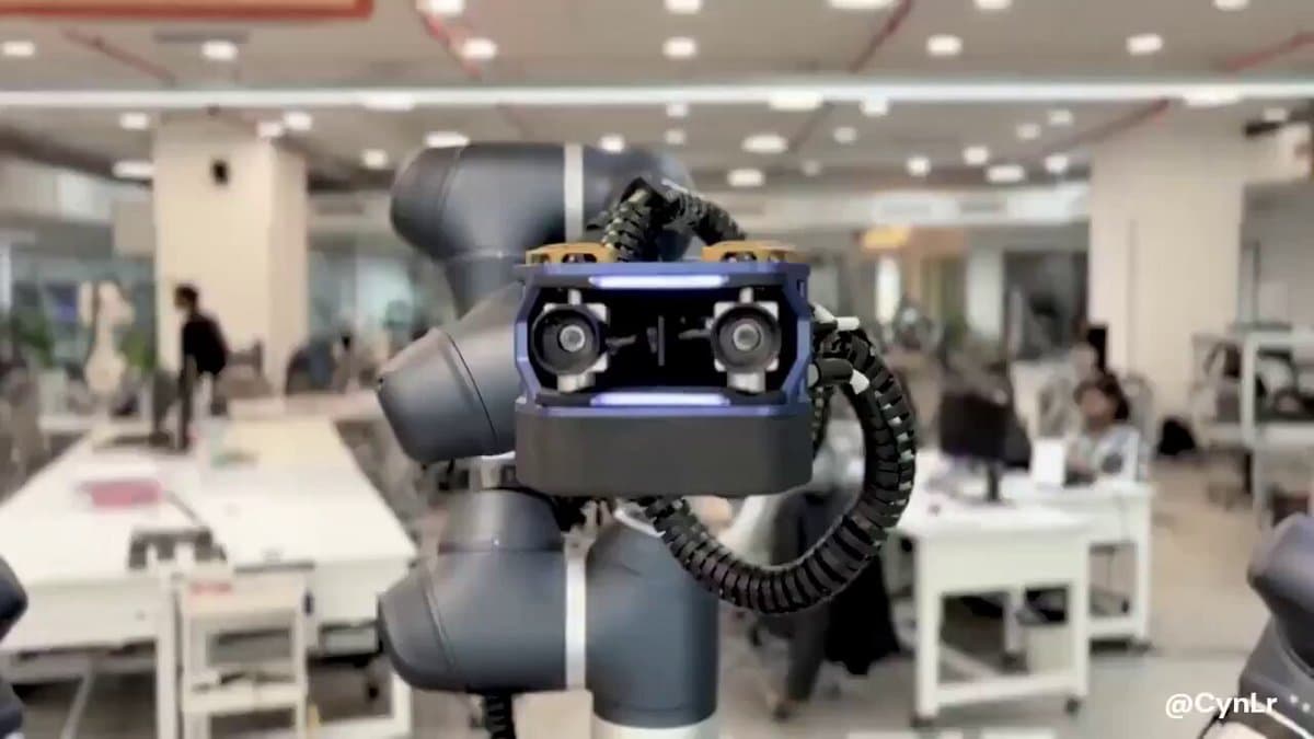 New Platform Gives Industrial Robots Real‑World Vision