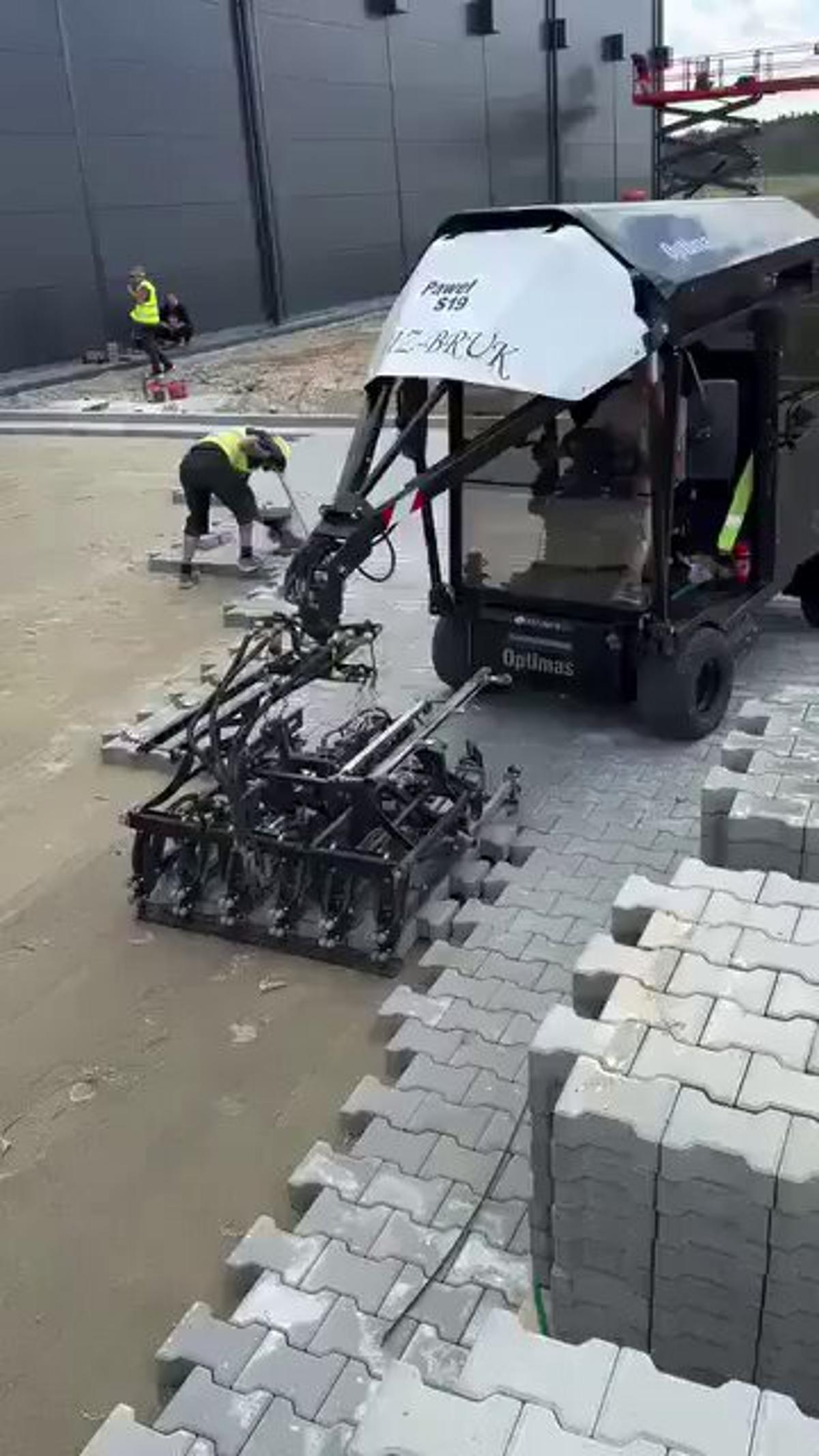 Optimas S19 Revolutionizes Poland’s Large-Scale Paving