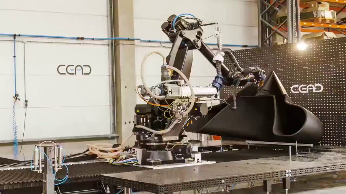 Robotic 3D Printing Crafts 12‑Meter Ship Hull