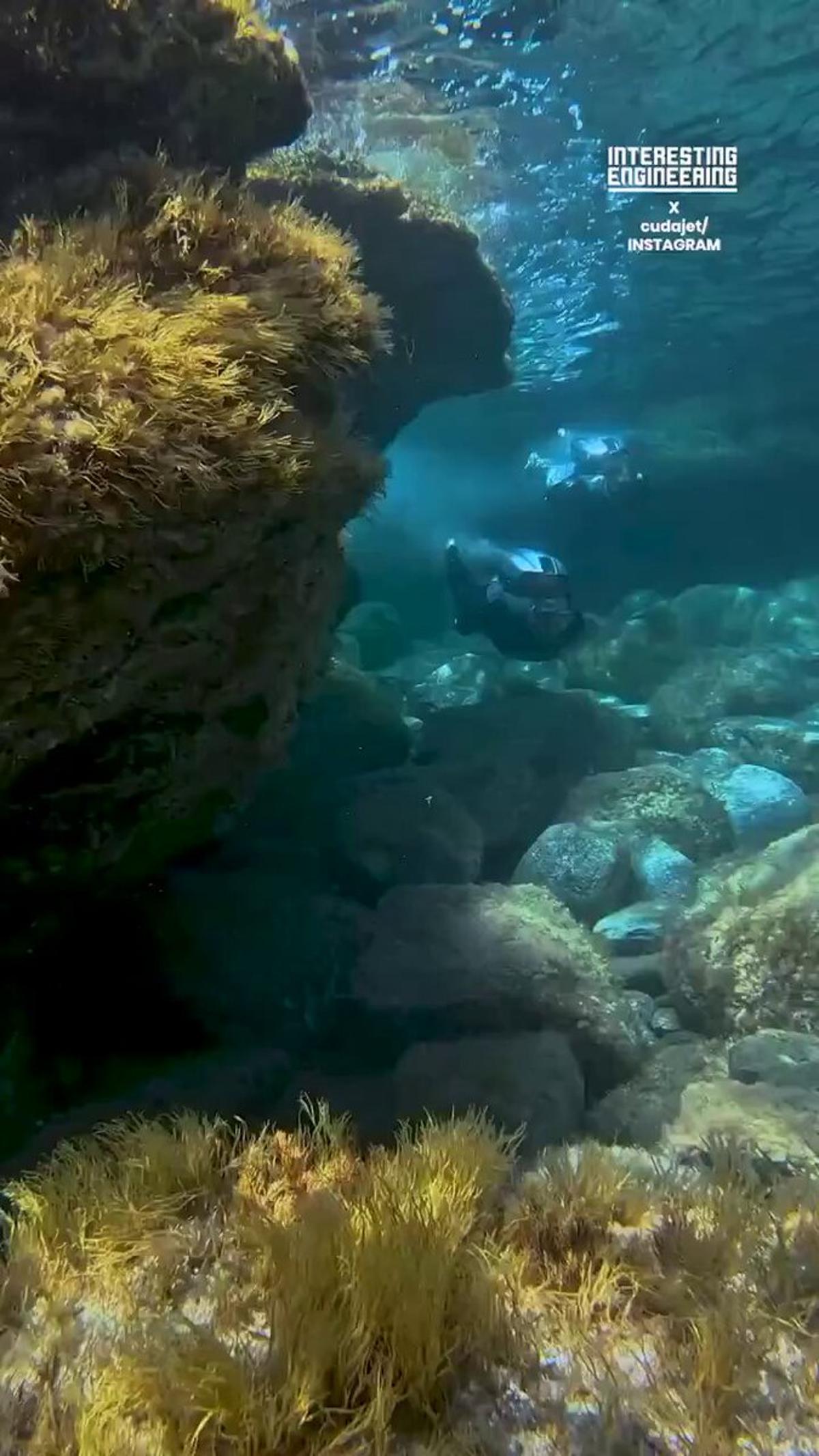 First Underwater Jetpack Demonstrates Future Mobility