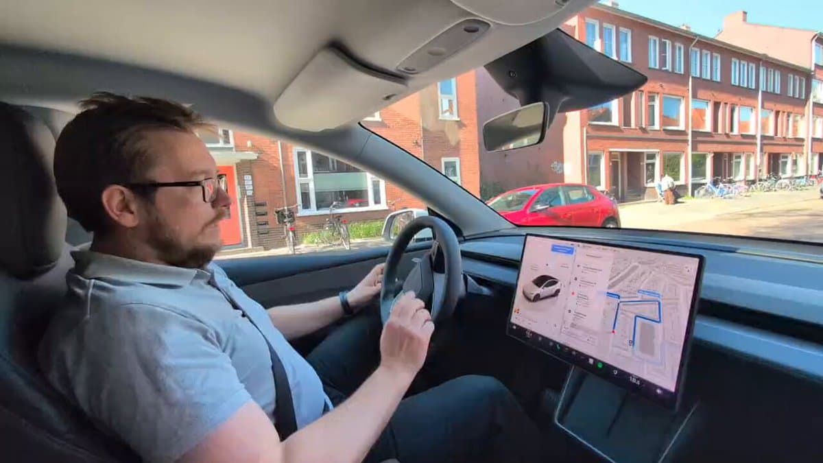 Chinese Autonomous Cars Outshine Tesla FSD in Netherlands