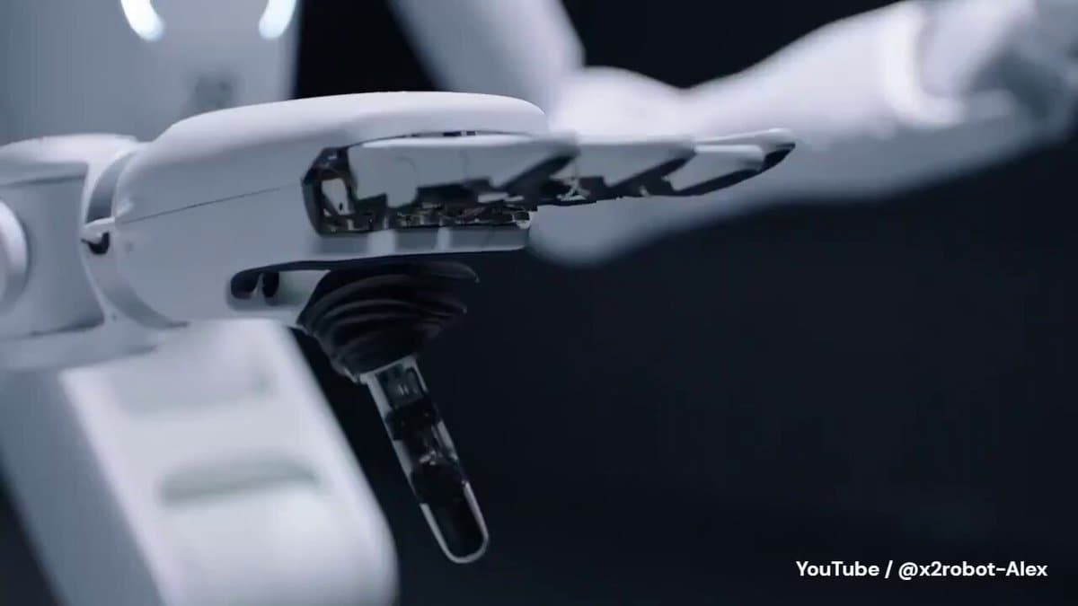 General-Purpose Humanoid Robot Uses Single Brain for Multiple Tasks