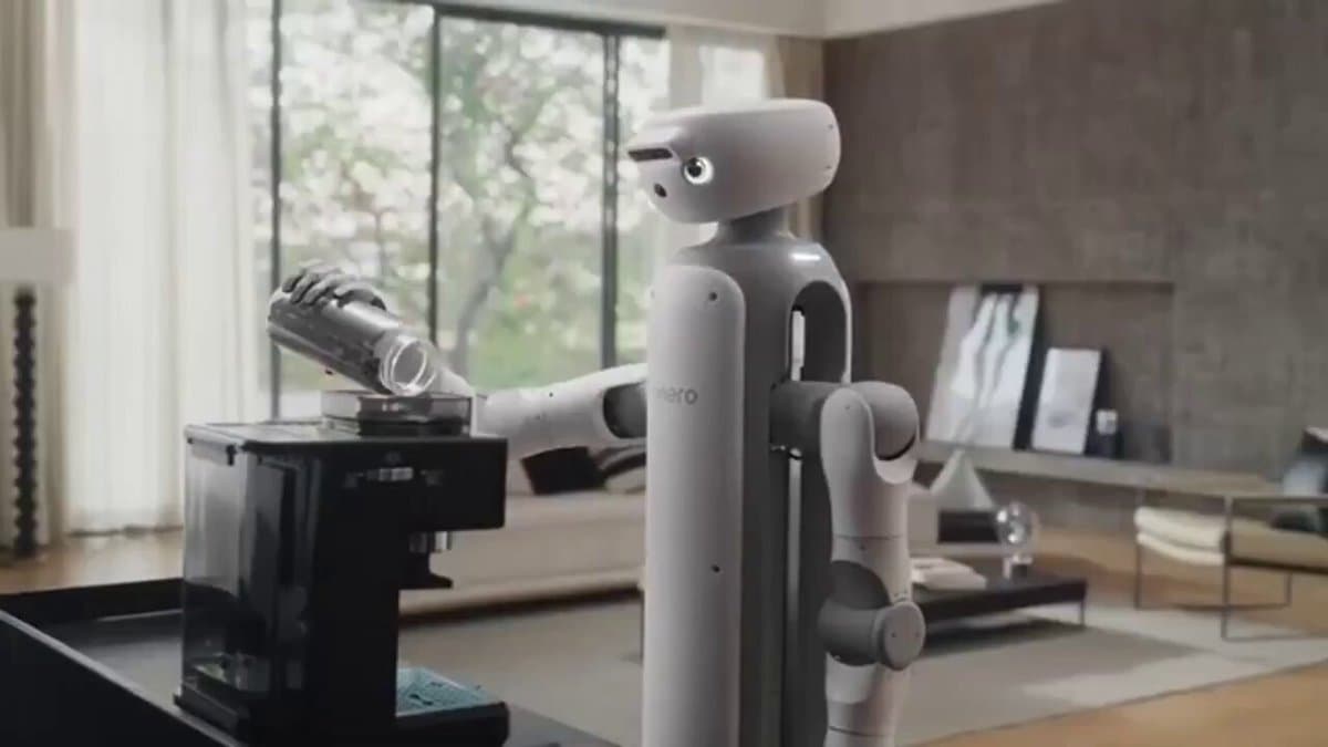 SwitchBot Introduces Friendly Home Humanoid for Smart Living