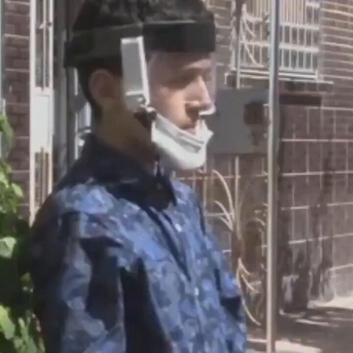 Robotic Mask Auto‑Protects Others When You Forget