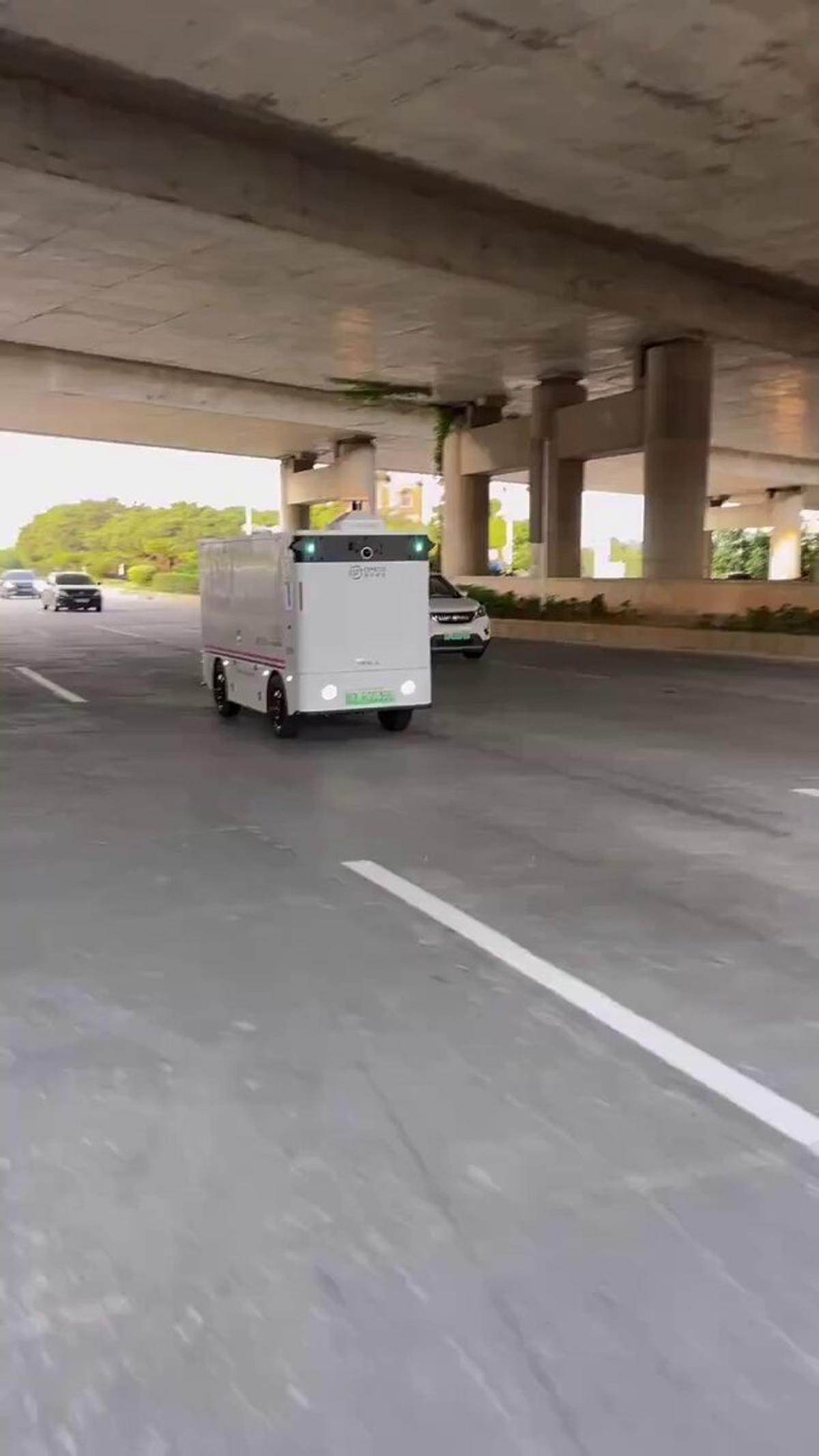 China's Autonomous Delivery Network Reshapes Last‑mile Logistics