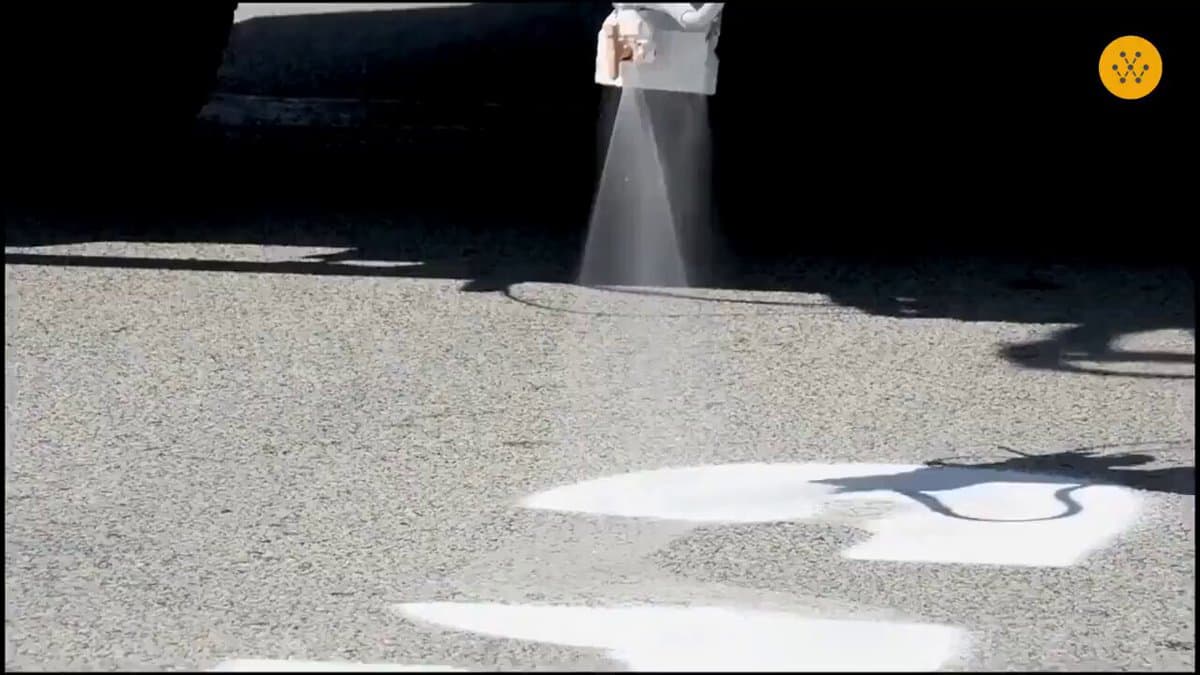 Robot Revolutionizes Road Marking with Precision Speed