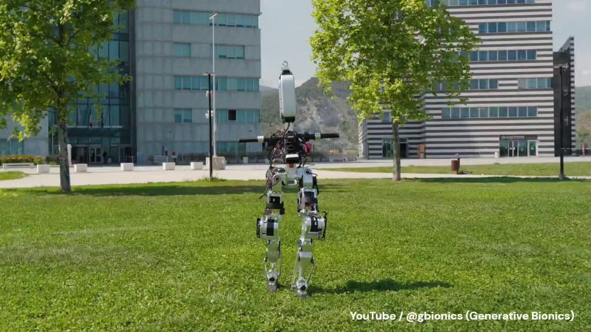 Bipedal Robot Masterfully Traverses Rough Outdoor Terrain