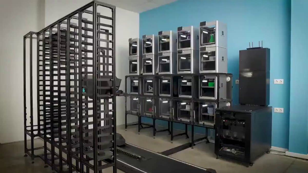 Fully Automated 3D Printing Farm Operates Around the Clock