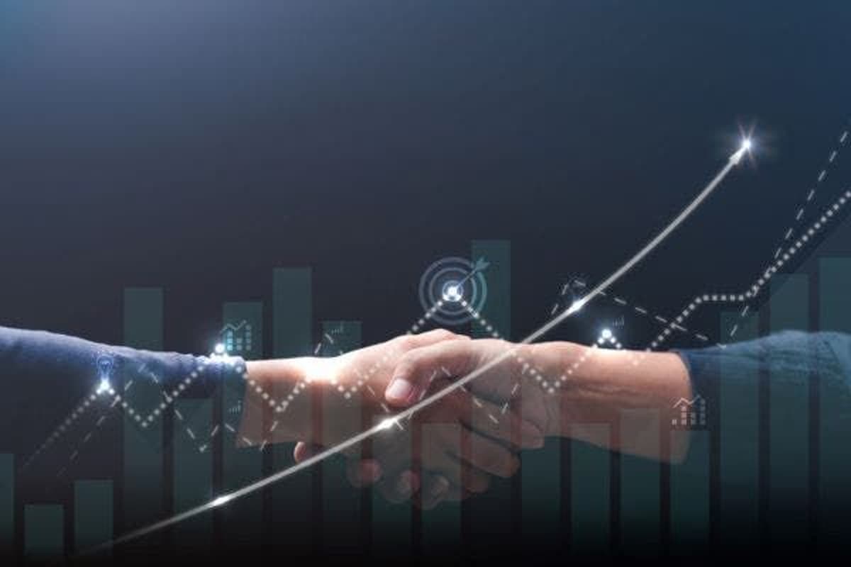 Tech Roles Now Dominate UK Finance Hiring, up 12%