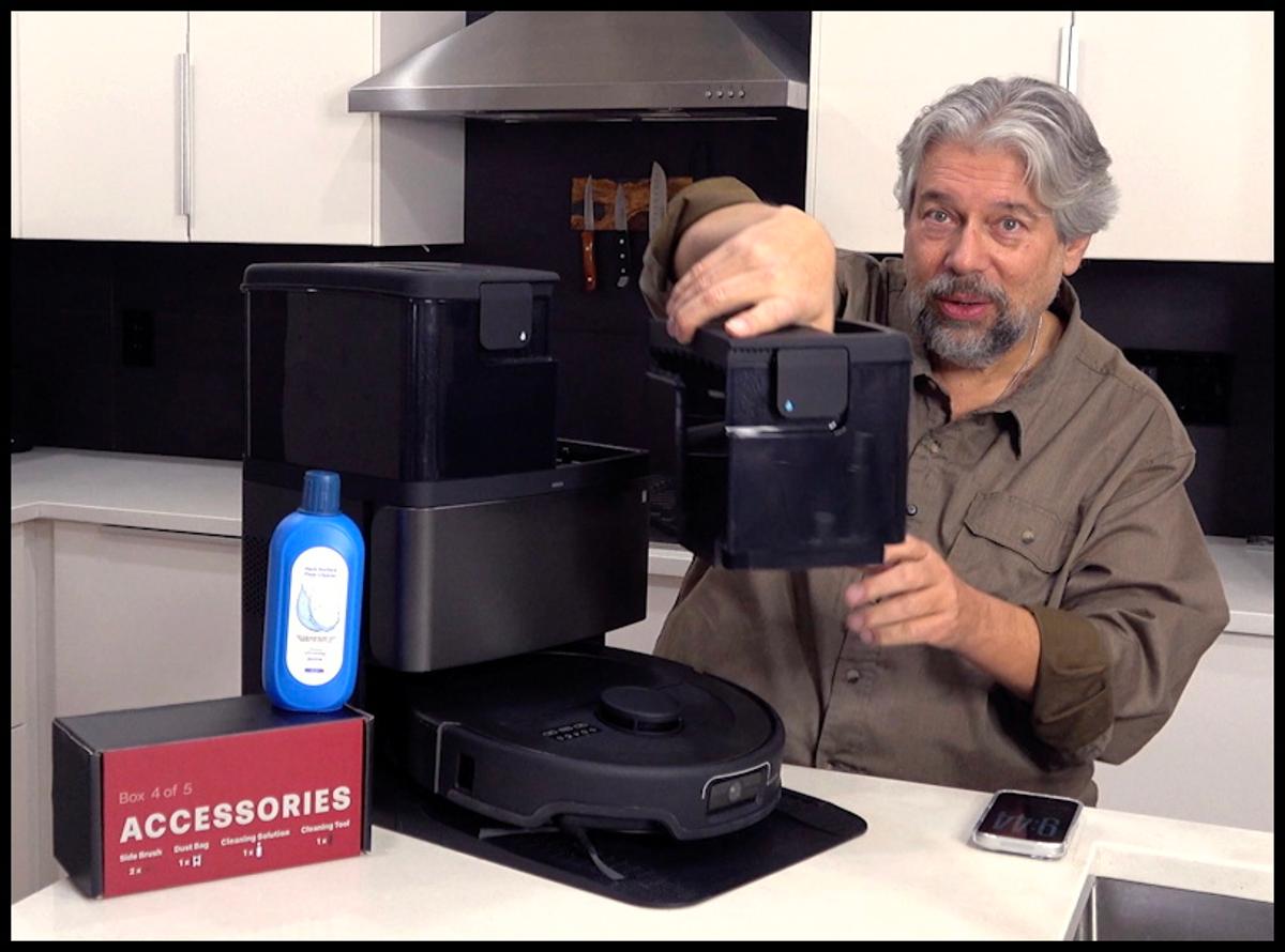 BObsweep MAXIM: The Ferrari of Robot Vacuums