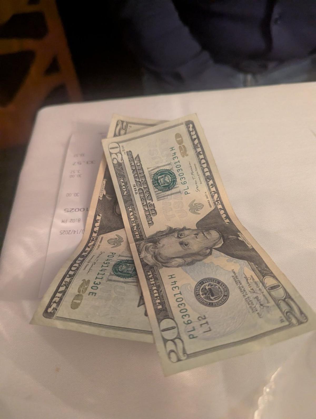 Bitcoin Users Must Embrace Cash Payments for Stability