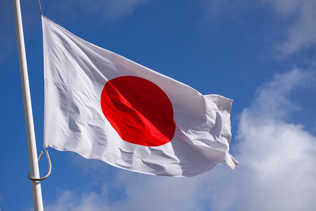 Japan Mulls Allowing Banks to Trade and Hold Bitcoin
