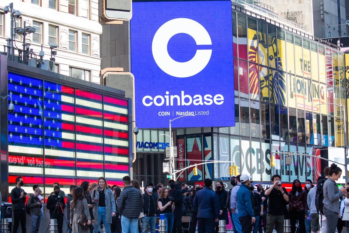 Coinbase Purchases $300 Million of Bitcoin in Q3