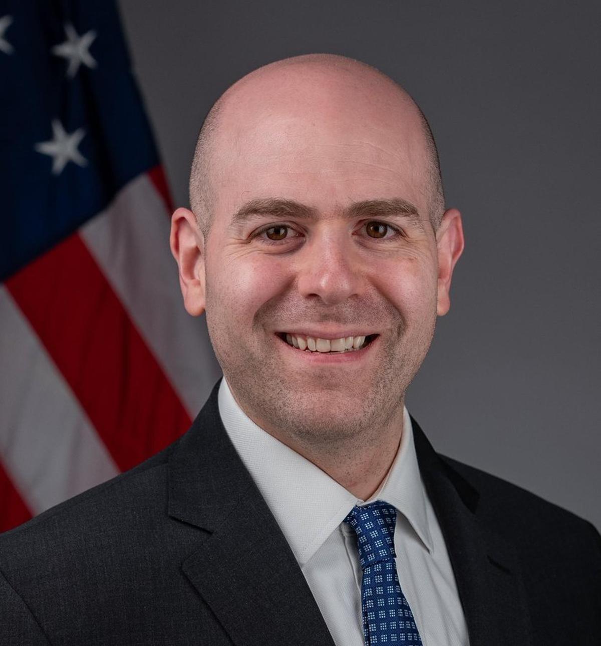 December Rate Cut Likely: Odds Rise to 71.9%