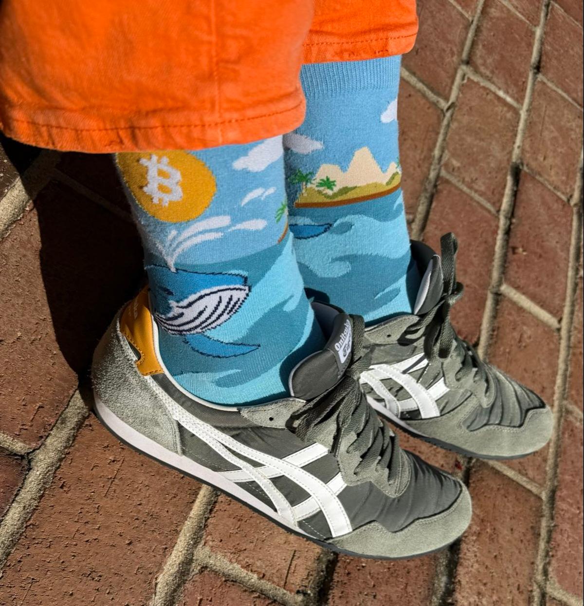 OG Bitcoin Whales Dump Hundreds of Millions in 2025