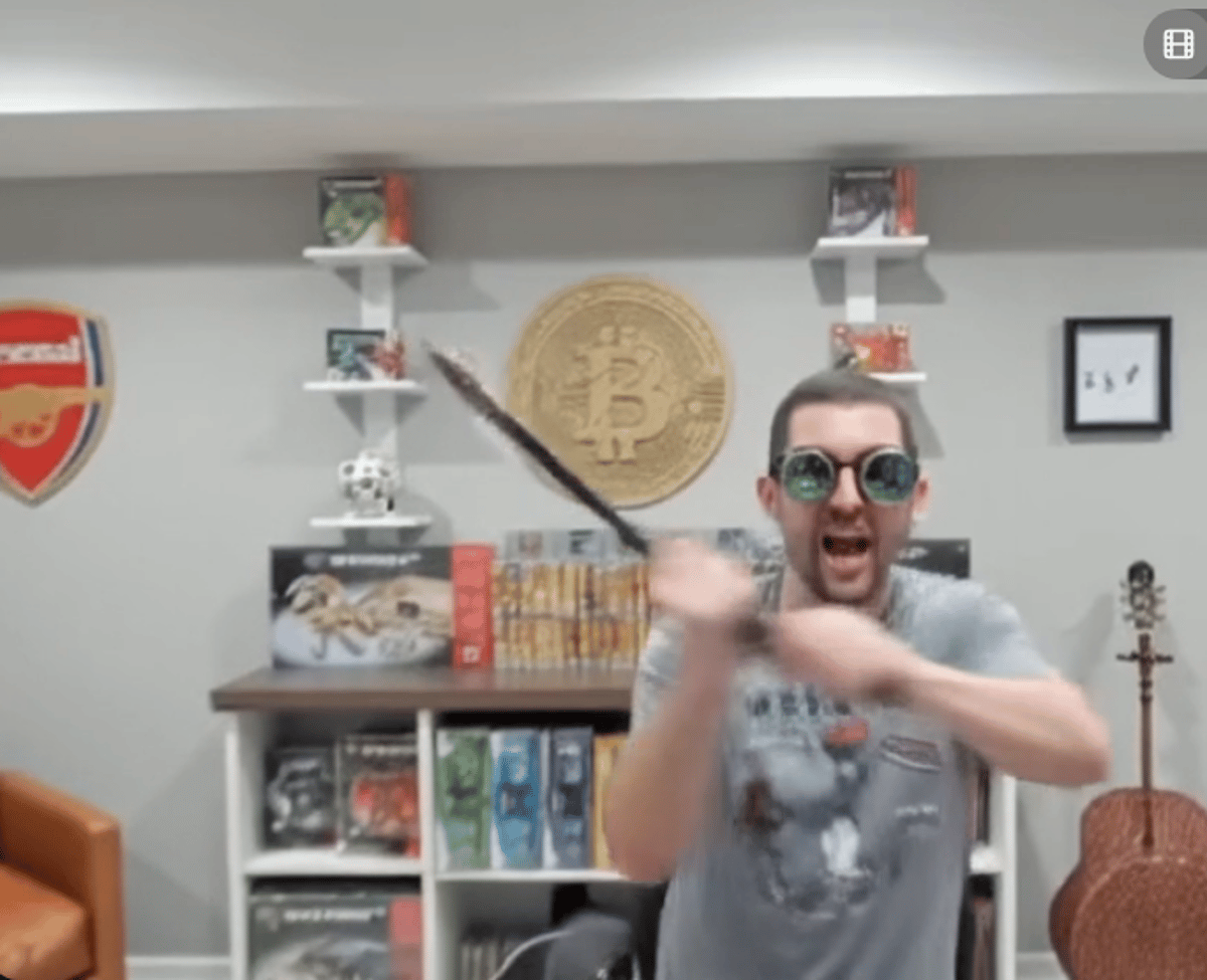 Altcoin Charts Poised to Trap Leveraged Traders