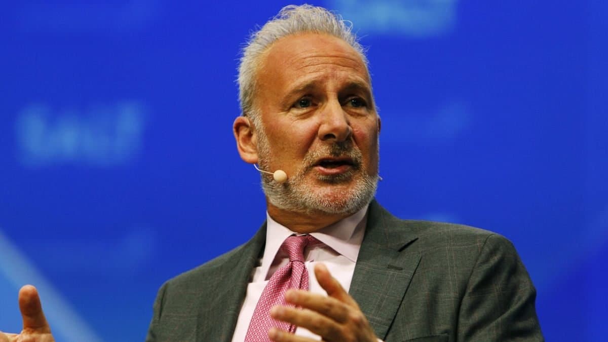 Peter Schiff Urges All Bitcoin Holders to Sell Now