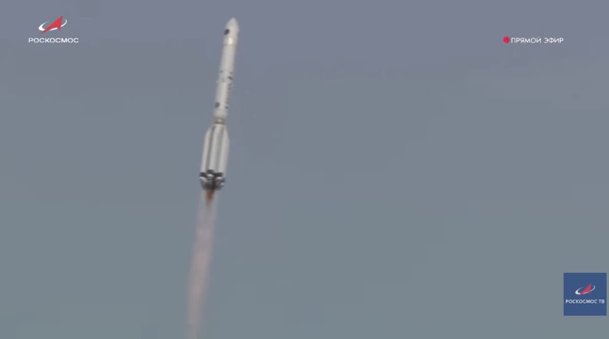 Proton Rocket Launches Elektro‑L5 Weather Satellite From Baikonur