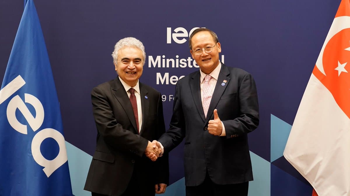 Singapore and IEA Pledge Deeper Cooperation on ASEAN Power Grid