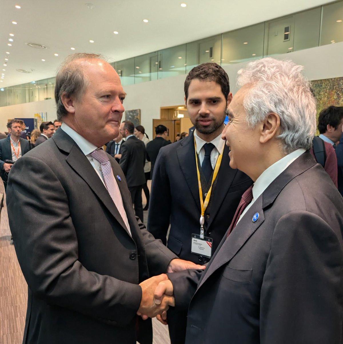 Argentina’s Energy Minister Highlights Critical Mineral Role