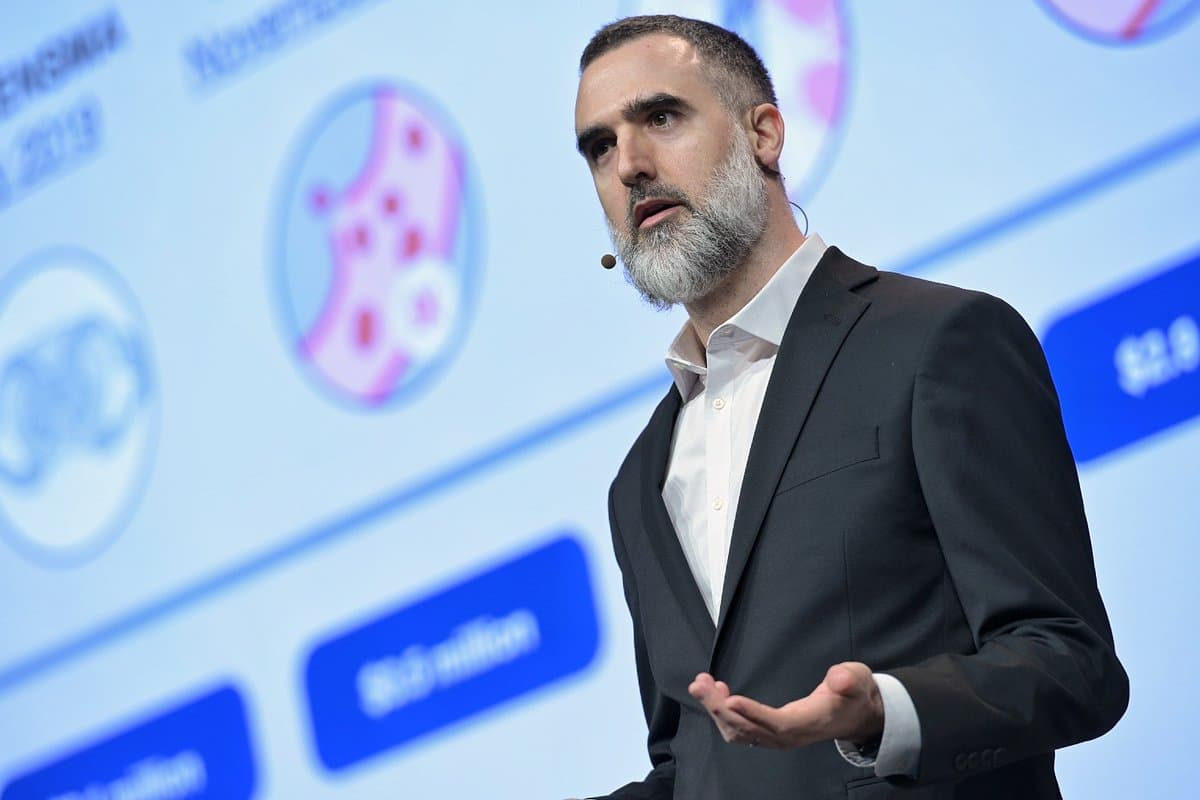 AI‑Engineered AAV Capsid Makes Gene Delivery Programmable