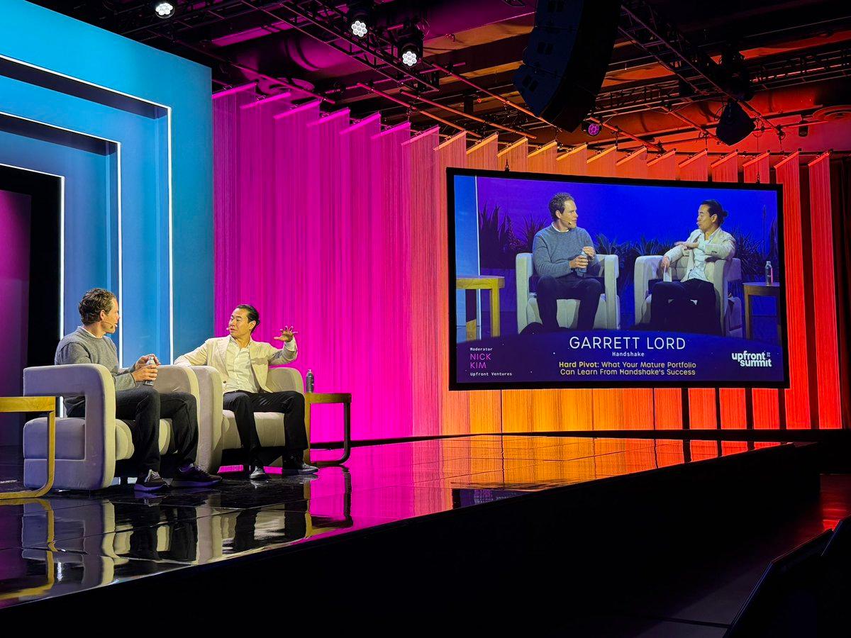 Handshake's Pivot Targets $1B Revenue in 2024