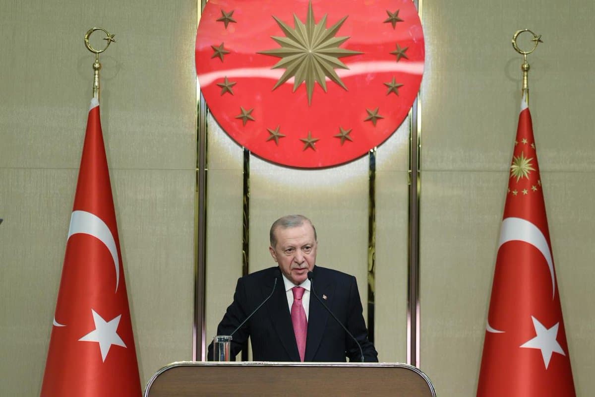 Erdogan Warns US‑Israeli Strikes Could Ignite Regional Fire