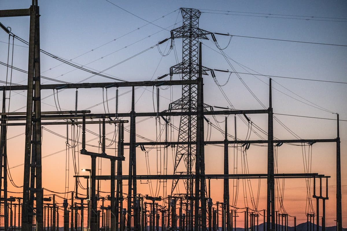 EU Explores Decade-Long Strategies to Lower Energy Costs