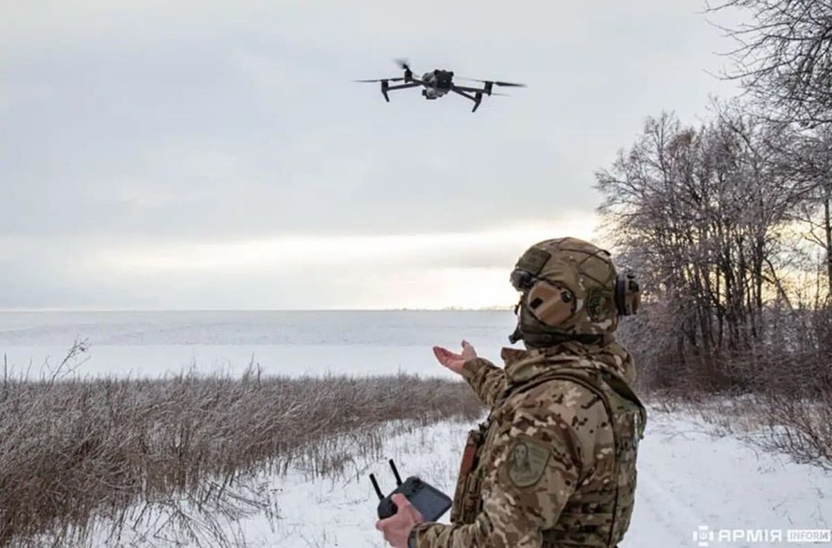 AI vs Ammo Shortage: Modern Air War Showdown