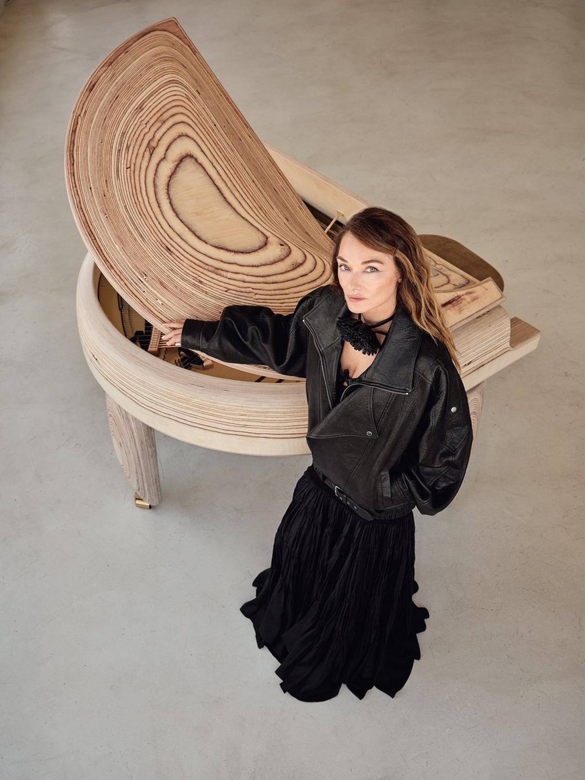 TIMBRA: A Birch‑Veneered Piano Merging Sight, Sound, Emotion