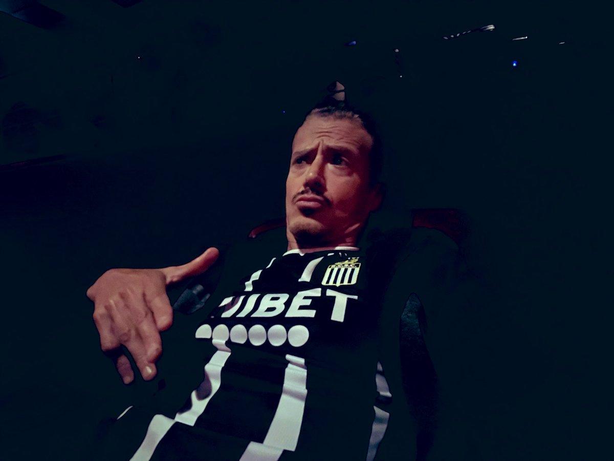 Surprising Reveal Highlights Uncertainty in Partner Relationships