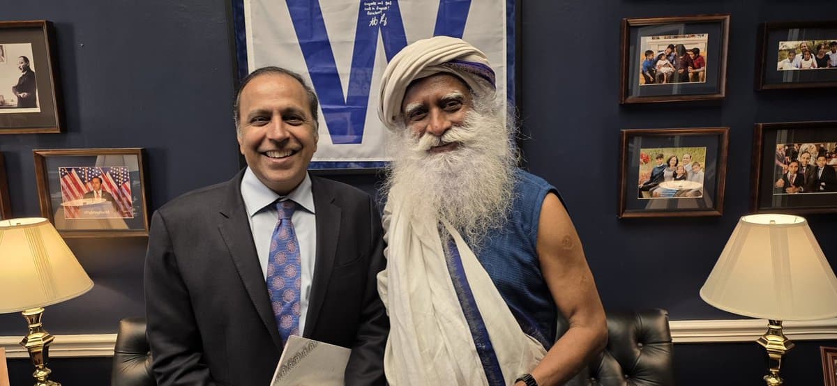 Leadership Embraces Inner Wellbeing for Planetary Miracle