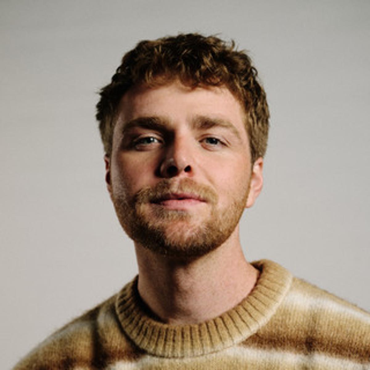 Alex Warren's "Ordinary" Marks Second-Longest Top‑Five Run