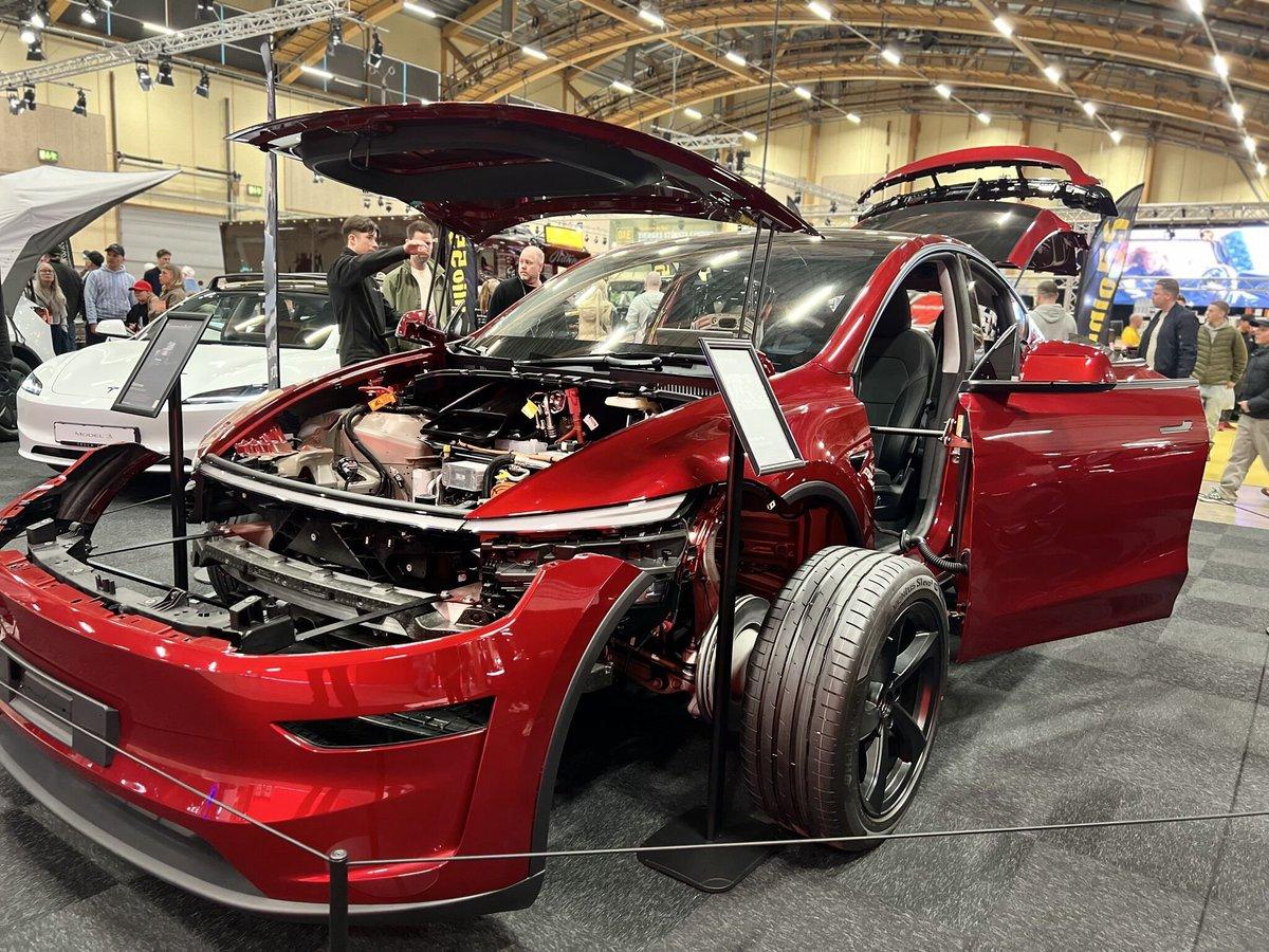 Tesla's Exploded Model Y Draws Global Exhibition Buzz