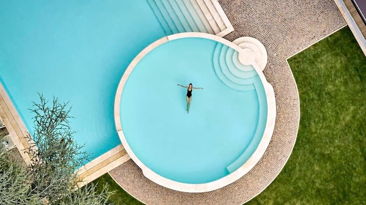 Choose Smart Wellness Travel: Biohacking vs Longevity