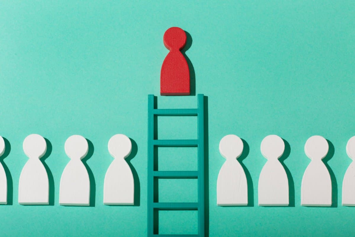 Unconscious Bias Fuels Incompetence, Groupthink, and Clone Hiring