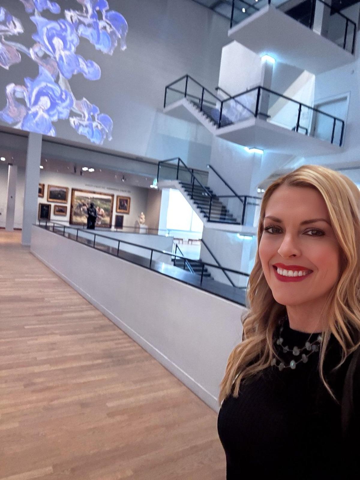 After-Hours Van Gogh Museum Tour with Friends