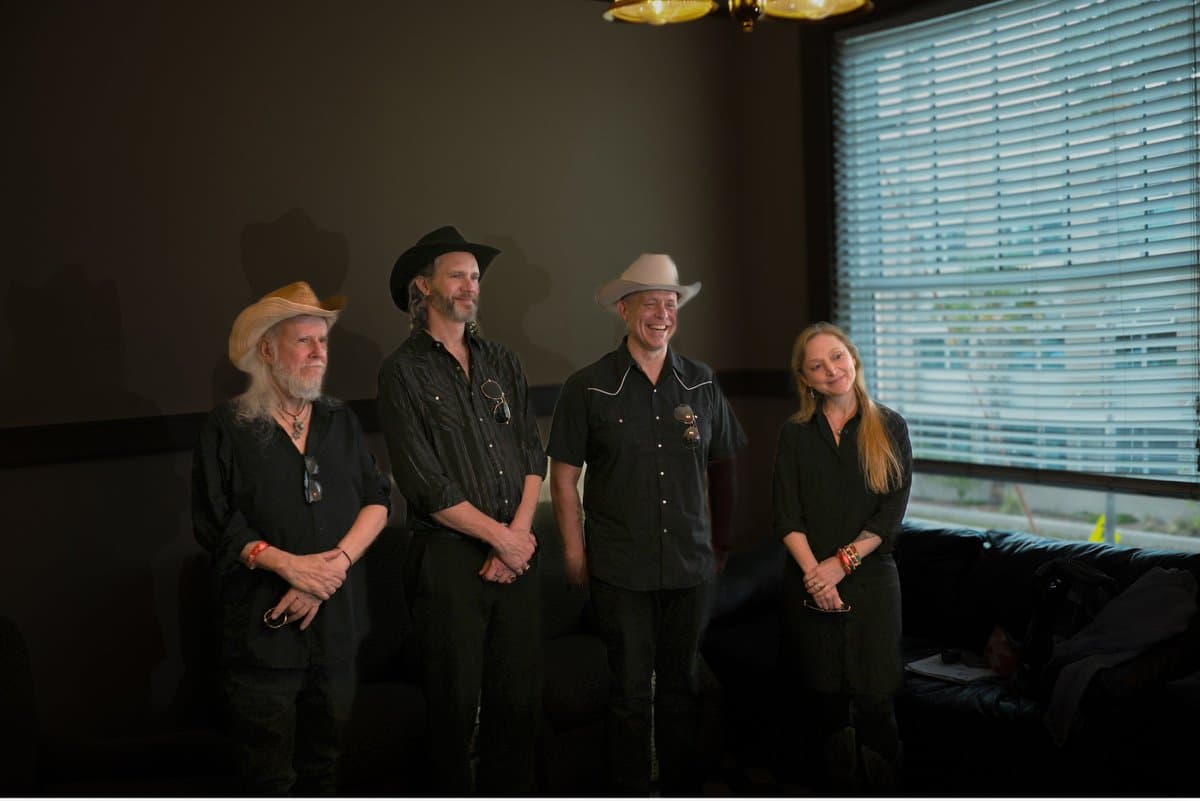 Eilen Jewell Shines Backstage at Tropical Heatwave