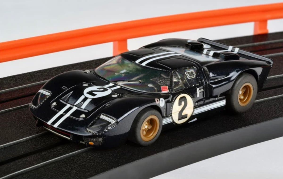 Reimagining the GT40 as a Tesla‑powered Electric Racer