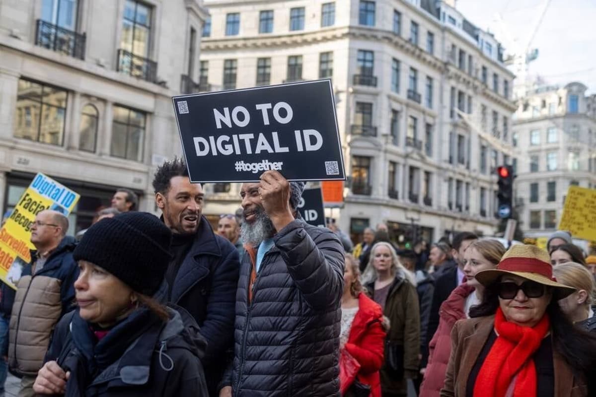 UK Spends £550 on Digital ID, Silences Press