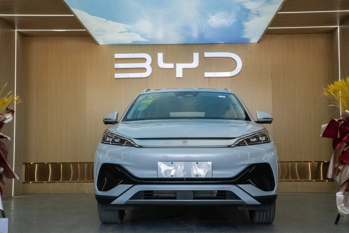 BYD's Patent Surge Powers China to Lead Car Exports