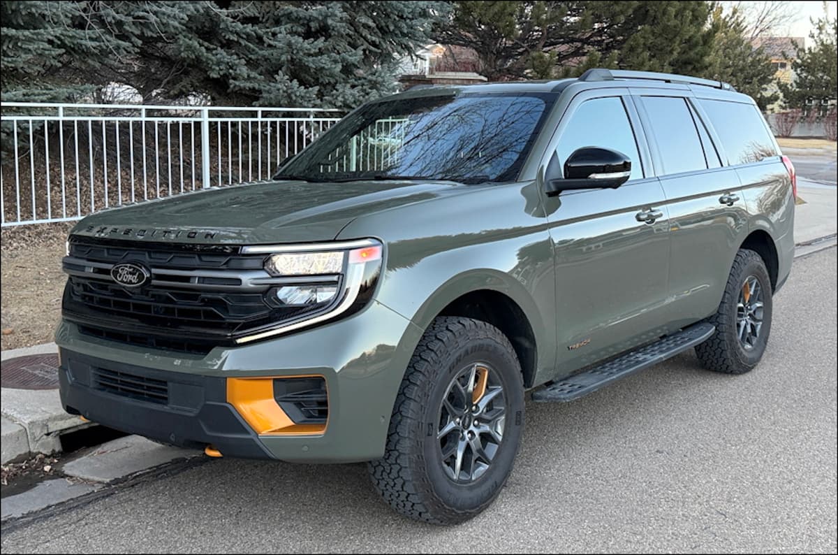 2025 Ford Expedition: Massive Space and Heavy‑Towing Power