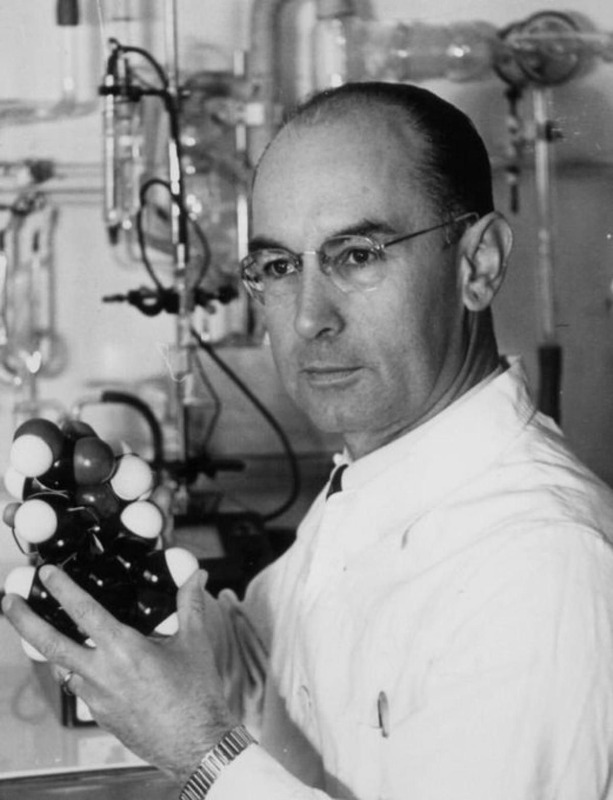 April 16, 1942: Hofmann's Accidental First LSD Trip