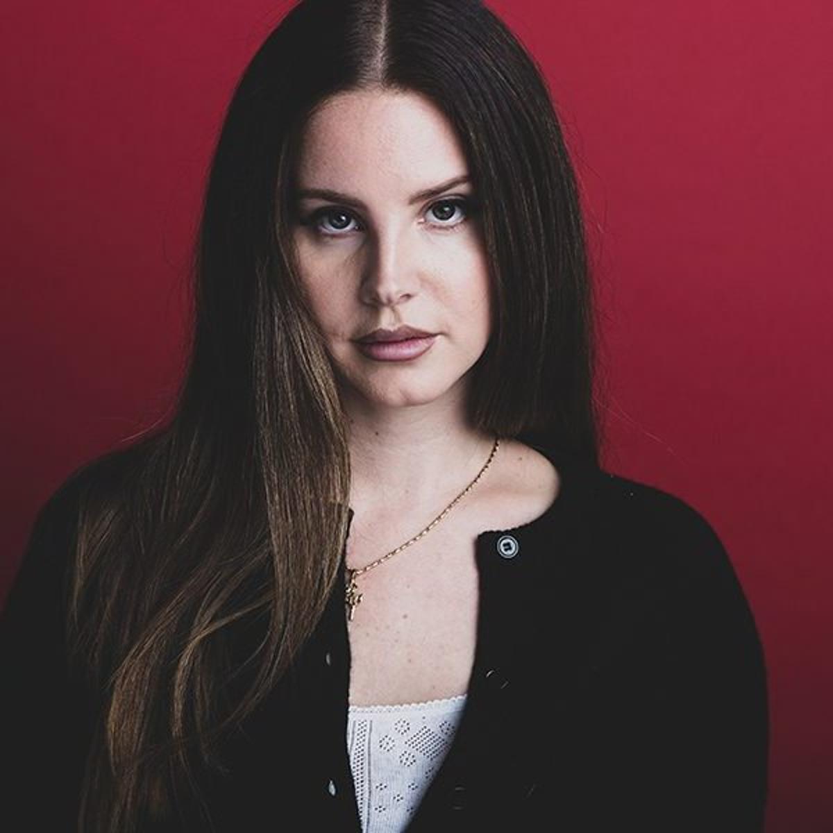 Lana Del Rey Sings Theme for New 007 Game