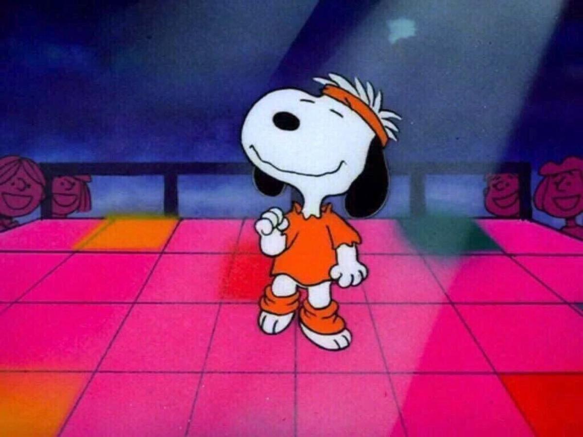 Peanuts Rides Flashdance Hype with “Flashbeagle” Special